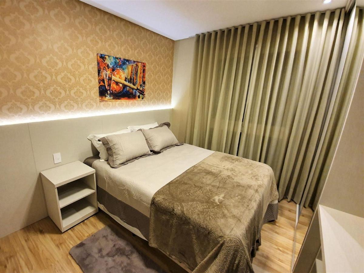 Apto Luxo 250m R. Coberta | 2 | Mobiliado * Gramado
