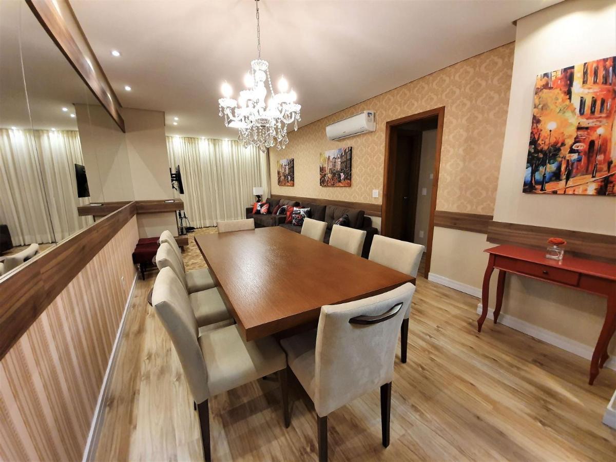 Apto Luxo 250m R. Coberta | 2 | Mobiliado Gramado