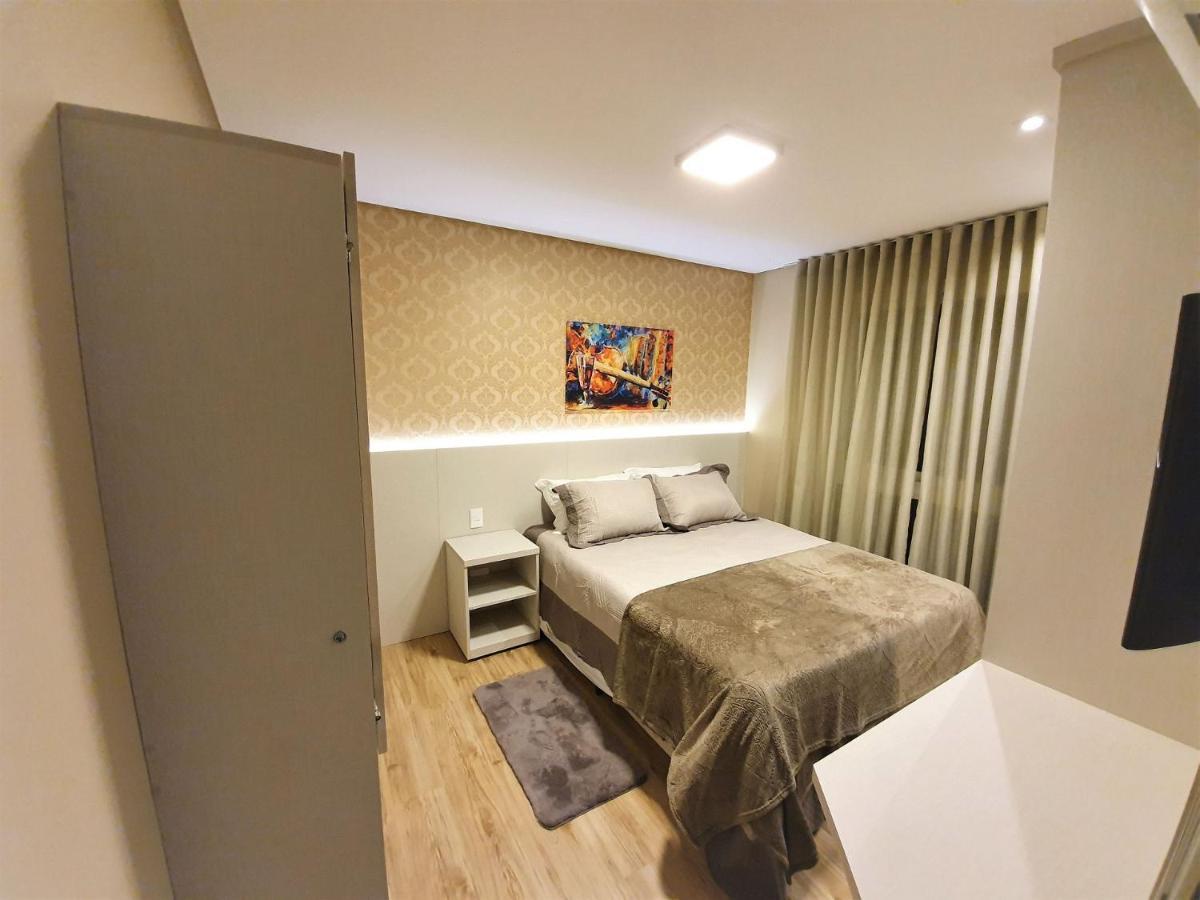 Apto Luxo 250m R. Coberta | 2 | Mobiliado 公寓
