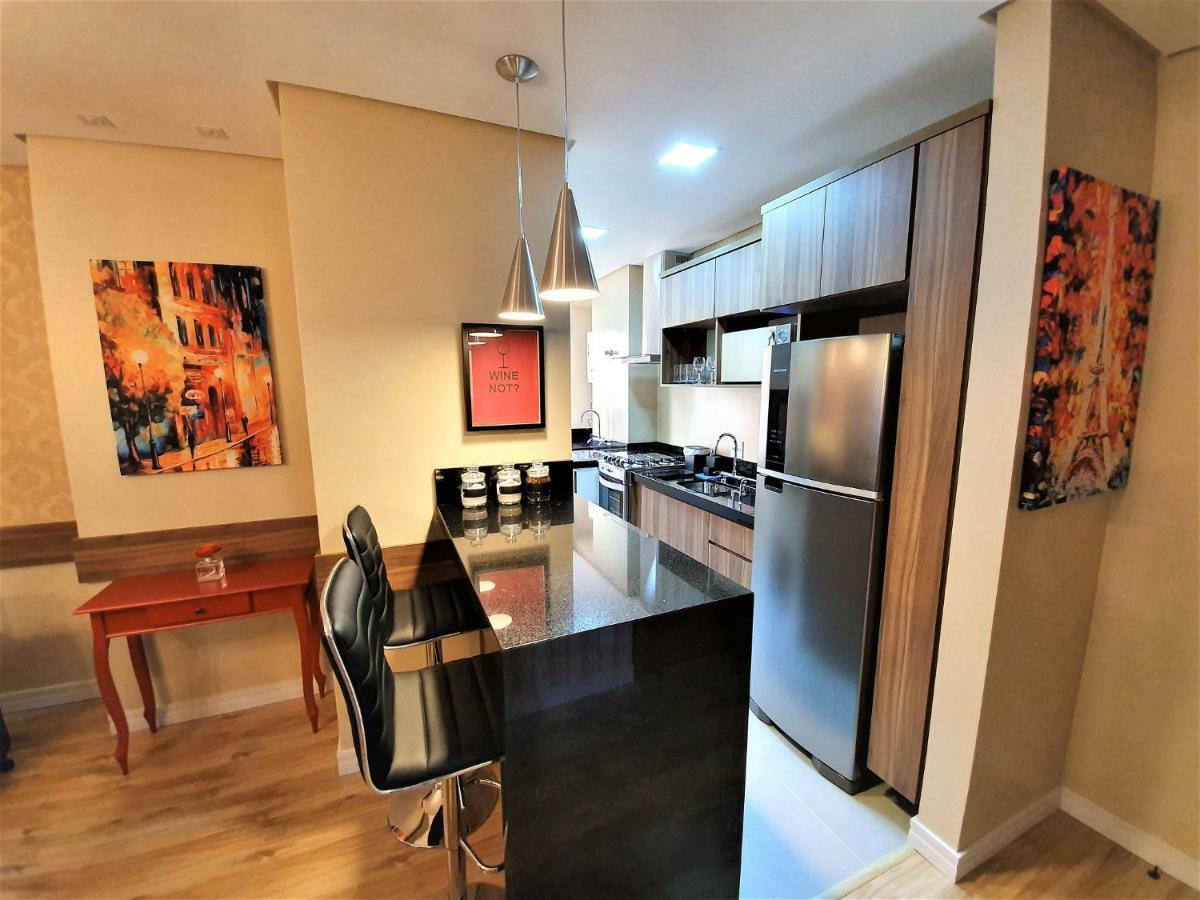 Apto Luxo 250m R. Coberta | 2 | Mobiliado * Gramado